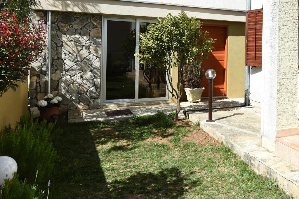 Apartments Anita Zadar Bagian luar foto