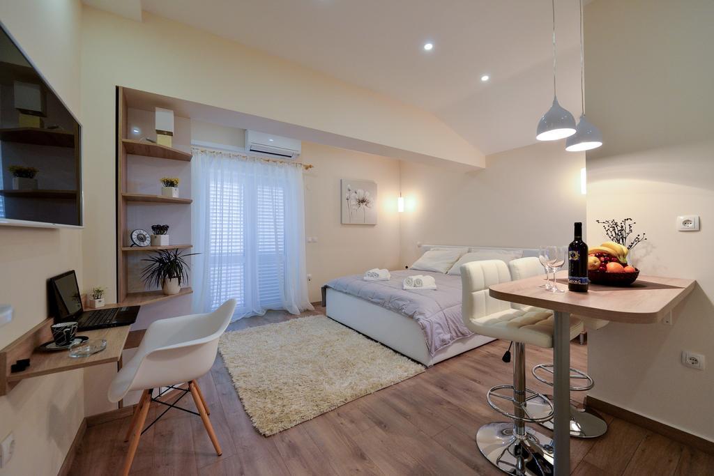 Apartments Anita Zadar Bagian luar foto